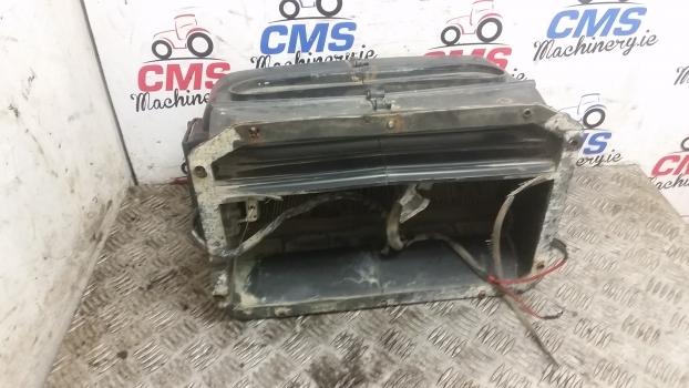 Landini Mythos Series 115 Cab Air Cleaner Box 3657825m91 - Салонный фильтр для Тракторов: фото 4 Landini Mythos Series 115 Cab Air Cleaner Box 3657825m91 - Салонный фильтр для Тракторов: фото 4
