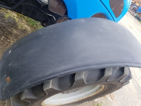 Landini Vision 105 Mythos 100 Cab Mudguard Fender Front Kit - Крыло для Тракторов: фото 5 Landini Vision 105 Mythos 100 Cab Mudguard Fender Front Kit - Крыло для Тракторов: фото 5