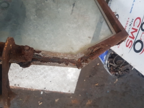 Стекло и запчасти для Тракторов Massey Ferguson 50b Cab Rear Window Glass Mf50b: фото 6