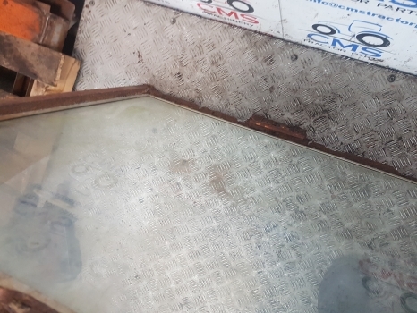 Стекло и запчасти для Тракторов Massey Ferguson 50b Cab Rear Window Glass Mf50b: фото 7