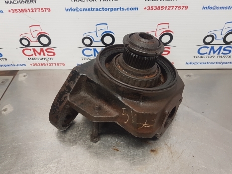 Massey Ferguson 5455, 5425, 5435 Front Steering Knuckle Spindle Rhs 3765753r1 - Поворотный кулак для Тракторов: фото 4 Massey Ferguson 5455, 5425, 5435 Front Steering Knuckle Spindle Rhs 3765753r1 - Поворотный кулак для Тракторов: фото 4