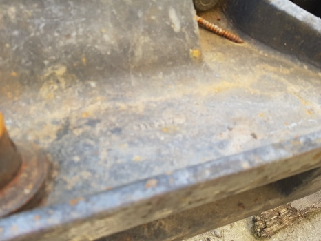 Massey Ferguson 5455, 5445, 5612, 5712, 5713 Front Weight Carrier 4270492m1 - Противовес: фото 3 Massey Ferguson 5455, 5445, 5612, 5712, 5713 Front Weight Carrier 4270492m1 - Противовес: фото 3