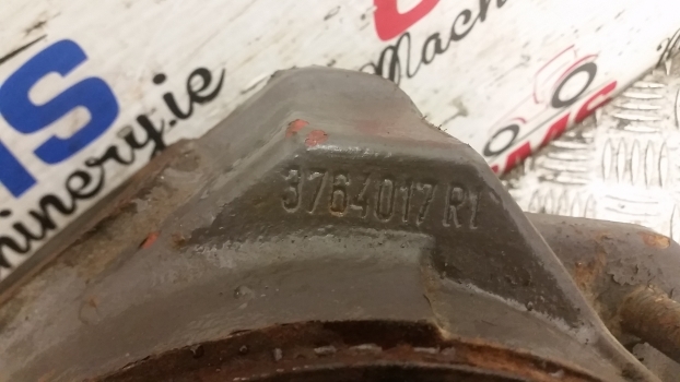 Massey Ferguson 6150, 6160 Swivel Housing Right 3764016m91, 3764017r1 - Поворотный кулак для Тракторов: фото 4 Massey Ferguson 6150, 6160 Swivel Housing Right 3764016m91, 3764017r1 - Поворотный кулак для Тракторов: фото 4