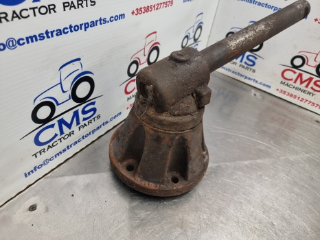 Massey Ferguson 699, 2600 Series, Front Axle Spindle And Hub 1675753m91 - Передняя ось: фото 3 Massey Ferguson 699, 2600 Series, Front Axle Spindle And Hub 1675753m91 - Передняя ось: фото 3