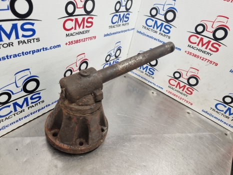 Massey Ferguson 699, 2600 Series, Front Axle Spindle And Hub 1675753m91 - Передняя ось: фото 2 Massey Ferguson 699, 2600 Series, Front Axle Spindle And Hub 1675753m91 - Передняя ось: фото 2