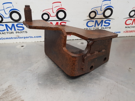 Massey Ferguson 7s.180, 7715, 7716, 7718, Cab Suspension Bracket Lh Acw1854890 - Подвеска кабины: фото 5 Massey Ferguson 7s.180, 7715, 7716, 7718, Cab Suspension Bracket Lh Acw1854890 - Подвеска кабины: фото 5
