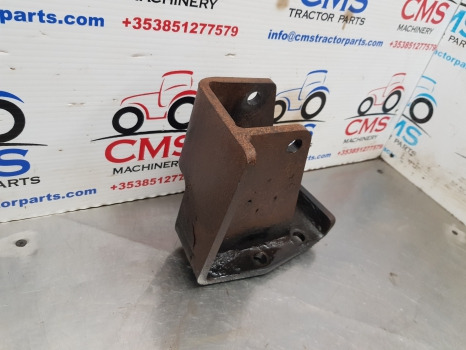 Massey Ferguson 7s.180, 7715, 7716, 7718, Cab Suspension Bracket Rh Acw1855280 - Подвеска кабины: фото 2 Massey Ferguson 7s.180, 7715, 7716, 7718, Cab Suspension Bracket Rh Acw1855280 - Подвеска кабины: фото 2