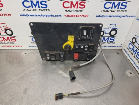 Massey Ferguson 9306, 9407, Control Panel Assy 3972692m1, 3973055m1 - Кабина и интерьер: фото 1 Massey Ferguson 9306, 9407, Control Panel Assy 3972692m1, 3973055m1 - Кабина и интерьер: фото 1