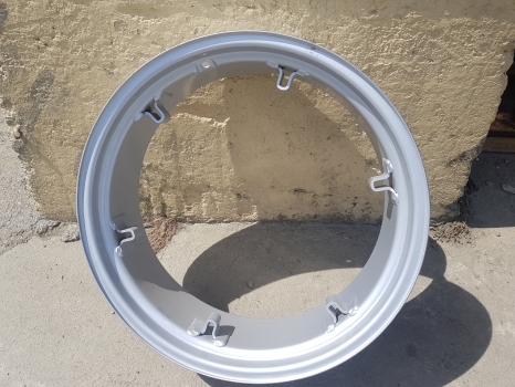 Massey Ferguson, Fordson, Ford, David Brown, International Rear Wheel Rim W10x28 - Колесный диск для Тракторов: фото 4 Massey Ferguson, Fordson, Ford, David Brown, International Rear Wheel Rim W10x28 - Колесный диск для Тракторов: фото 4