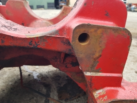 Mccormick Case Cx, Mxc, Mc Ser Mc100 Front Axle Support Bolster 138531, 337256a1 - Передняя ось для Сельскохозяйственной техники: фото 4 Mccormick Case Cx, Mxc, Mc Ser Mc100 Front Axle Support Bolster 138531, 337256a1 - Передняя ось для Сельскохозяйственной техники: фото 4