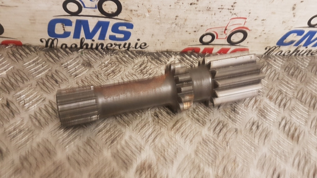 New Holland Case Tm, Mxm, Puma Seriestm150 Rear Axle Sun Shaft Rhs 5170962 - Задняя ось: фото 3 New Holland Case Tm, Mxm, Puma Seriestm150 Rear Axle Sun Shaft Rhs 5170962 - Задняя ось: фото 3
