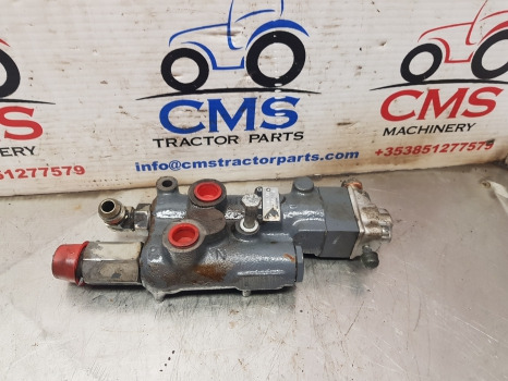 New Holland Fiat 35 Serie Ford L95, 6635 Tl Trailer Brake 5165720, 0538008370 - Детали тормозной системы: фото 1 New Holland Fiat 35 Serie Ford L95, 6635 Tl Trailer Brake 5165720, 0538008370 - Детали тормозной системы: фото 1