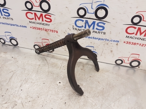 New Holland Fiat Ford Tl100 Differential Lock Fork 5160830, 5181268, 5162818 - Дифференциал для Тракторов: фото 2 New Holland Fiat Ford Tl100 Differential Lock Fork 5160830, 5181268, 5162818 - Дифференциал для Тракторов: фото 2