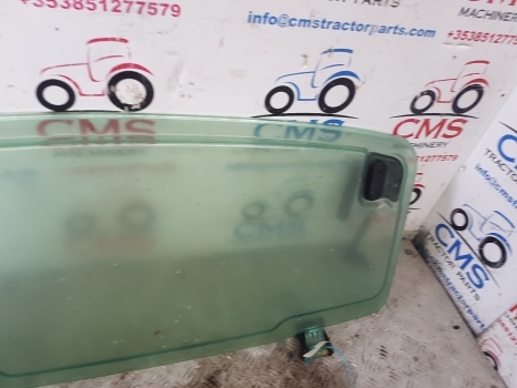 New Holland T5.95, T5.85, T5.115, T4.95, T4.115 Cab Roof Window Assy 47693977 - Стекло и запчасти для Тракторов: фото 4 New Holland T5.95, T5.85, T5.115, T4.95, T4.115 Cab Roof Window Assy 47693977 - Стекло и запчасти для Тракторов: фото 4