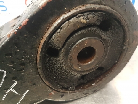 New Holland T6.180, T5, T6, Tsa Cab Support Lhs 82028239, 82032679, 84545222 - Подвеска кабины для Тракторов: фото 5 New Holland T6.180, T5, T6, Tsa Cab Support Lhs 82028239, 82032679, 84545222 - Подвеска кабины для Тракторов: фото 5