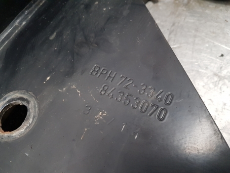 New Holland T7.200, T7.185 Case Puma 150 Cab Suspension Bracket Lhs 84353070 - Подвеска кабины для Сельскохозяйственной техники: фото 3 New Holland T7.200, T7.185 Case Puma 150 Cab Suspension Bracket Lhs 84353070 - Подвеска кабины для Сельскохозяйственной техники: фото 3