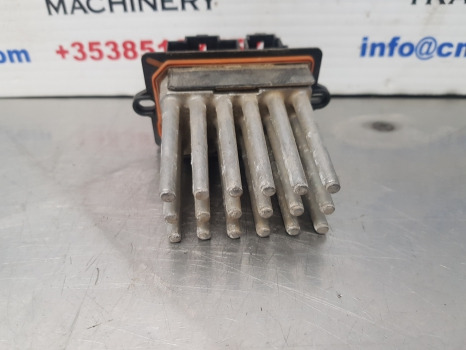 New Holland T7040, T7, T7000 Blower Motor Resistor Bosch 87306706, B10552 - Часть системы кондиционирования: фото 4 New Holland T7040, T7, T7000 Blower Motor Resistor Bosch 87306706, B10552 - Часть системы кондиционирования: фото 4