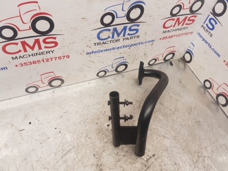 New Holland Td5, T4 Series Td5.105, Indicator Light Bracket Rhs 47670090 - Свет/ Освещение для Тракторов: фото 2 New Holland Td5, T4 Series Td5.105, Indicator Light Bracket Rhs 47670090 - Свет/ Освещение для Тракторов: фото 2