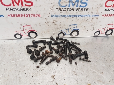 Same Deutz Lamborghini Rubin 120 Front Axle Hub Bolts Kit - Ступица для Тракторов: фото 1 Same Deutz Lamborghini Rubin 120 Front Axle Hub Bolts Kit - Ступица для Тракторов: фото 1