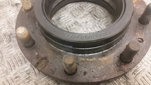 Same, Lamborghini Deutz Agrotron 150 Mk3 Front Axle Hub 04415114, 4475407037 - Ступица для Тракторов: фото 5 Same, Lamborghini Deutz Agrotron 150 Mk3 Front Axle Hub 04415114, 4475407037 - Ступица для Тракторов: фото 5
