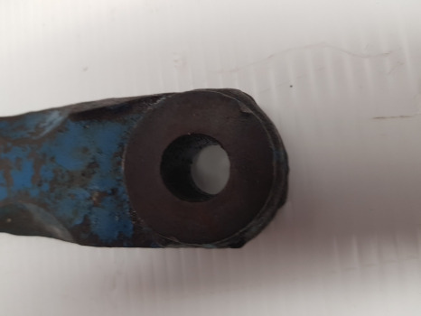 Ford 5000, 7000, 5600, 7600, 5700,  Pick Up Hitch Drop Rod Arm Support 83909550 - Запчасти для Тракторов: фото 5 Ford 5000, 7000, 5600, 7600, 5700,  Pick Up Hitch Drop Rod Arm Support 83909550 - Запчасти для Тракторов: фото 5