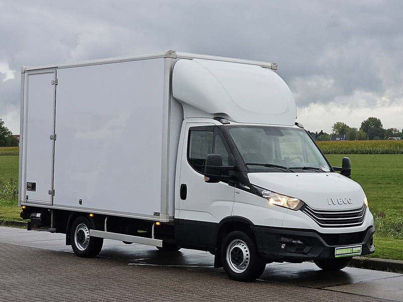 Iveco Daily 35S18 ac automaat EURO6 - Фургон с закрытым кузовом: фото 4 Iveco Daily 35S18 ac automaat EURO6 - Фургон с закрытым кузовом: фото 4