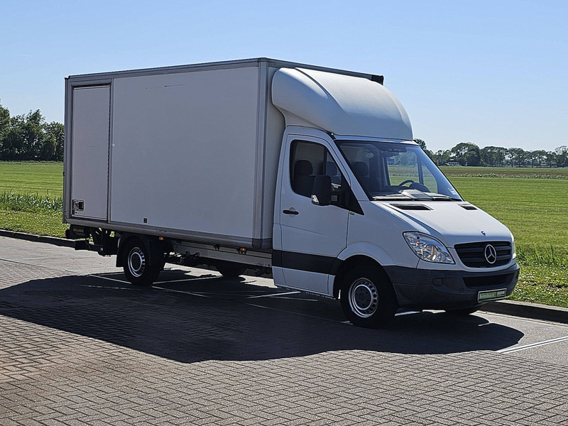 Mercedes-Benz Sprinter 313 ac laadklep zijdeur - Фургон с закрытым кузовом: фото 4 Mercedes-Benz Sprinter 313 ac laadklep zijdeur - Фургон с закрытым кузовом: фото 4