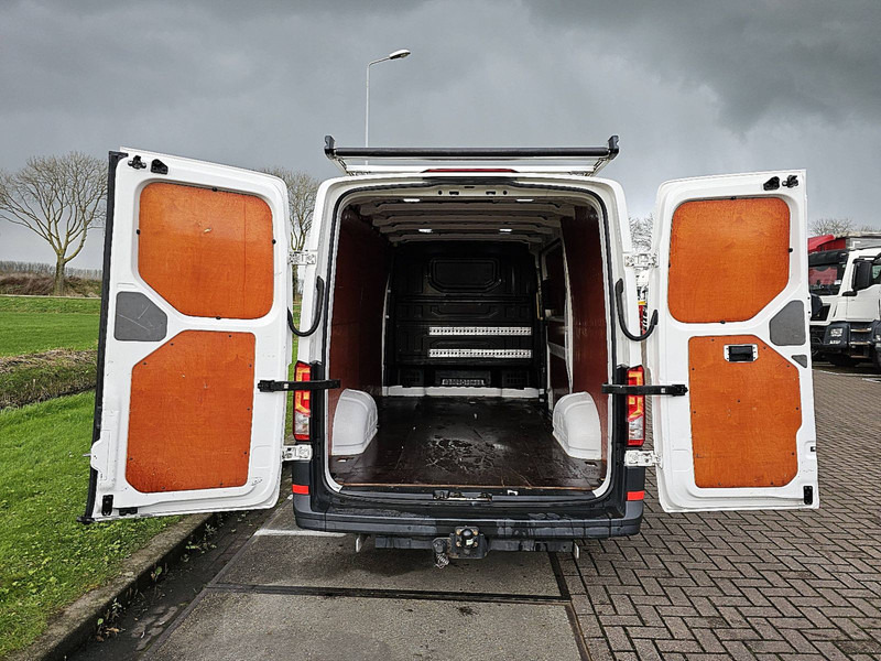 Цельнометаллический фургон Volkswagen Crafter 2.0 L3H2 (L2h1) 177Pk !: фото 10