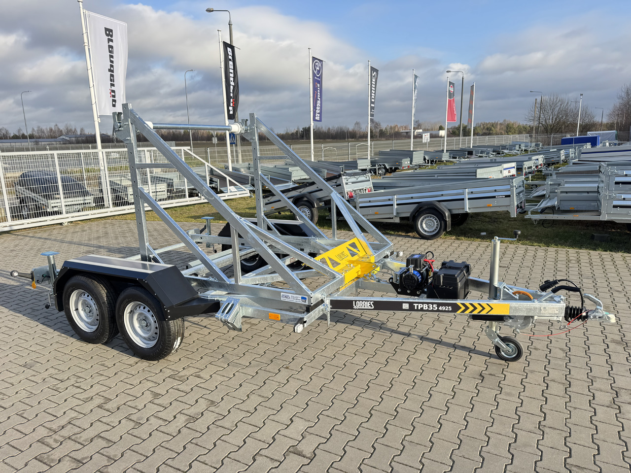 LORRIES TPB35-4925 + wciągarka elektryczna | 3500kg - Кабельный транспортер: фото 1 LORRIES TPB35-4925 + wciągarka elektryczna | 3500kg - Кабельный транспортер: фото 1