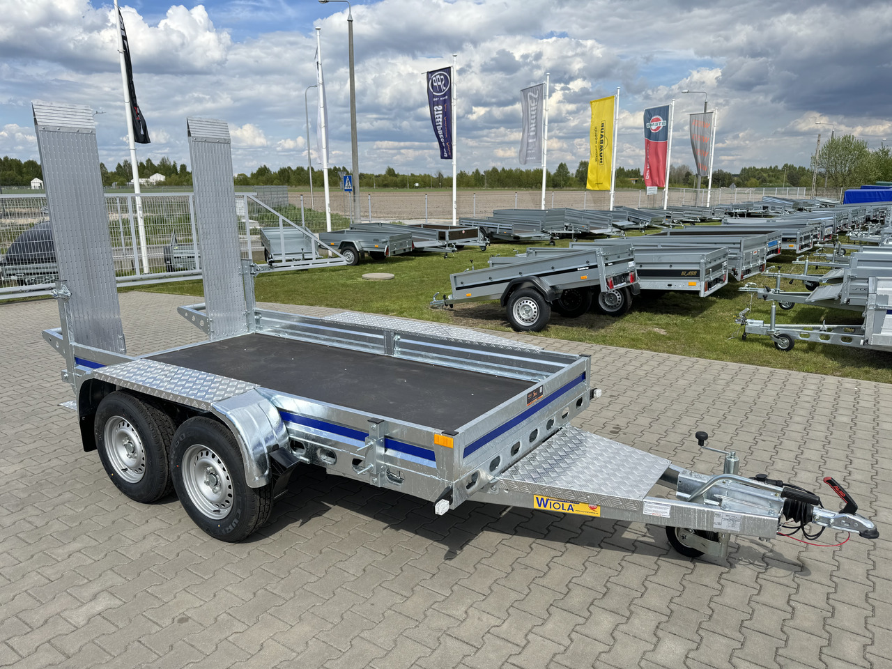 Wiola B2730 GVW 2700 kg machine transporter mini excavator 292x142 cm - Прицеп для спецтехники: фото 5 Wiola B2730 GVW 2700 kg machine transporter mini excavator 292x142 cm - Прицеп для спецтехники: фото 5