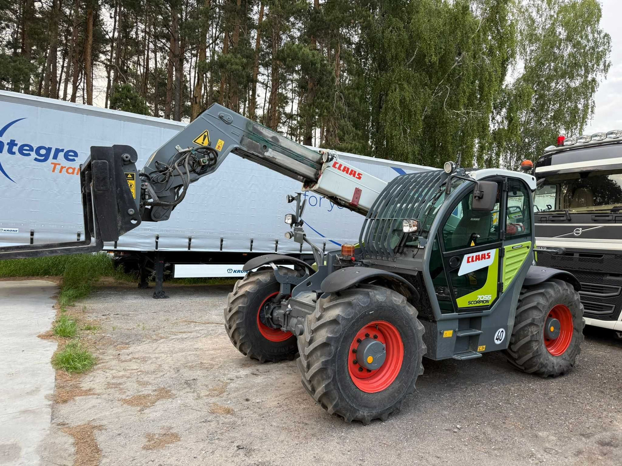 CLAAS SCORPION 7055 Varipower, Klima, Zaczep hydr,Centr smar,z Francji - Телескопический погрузчик: фото 2 CLAAS SCORPION 7055 Varipower, Klima, Zaczep hydr,Centr smar,z Francji - Телескопический погрузчик: фото 2