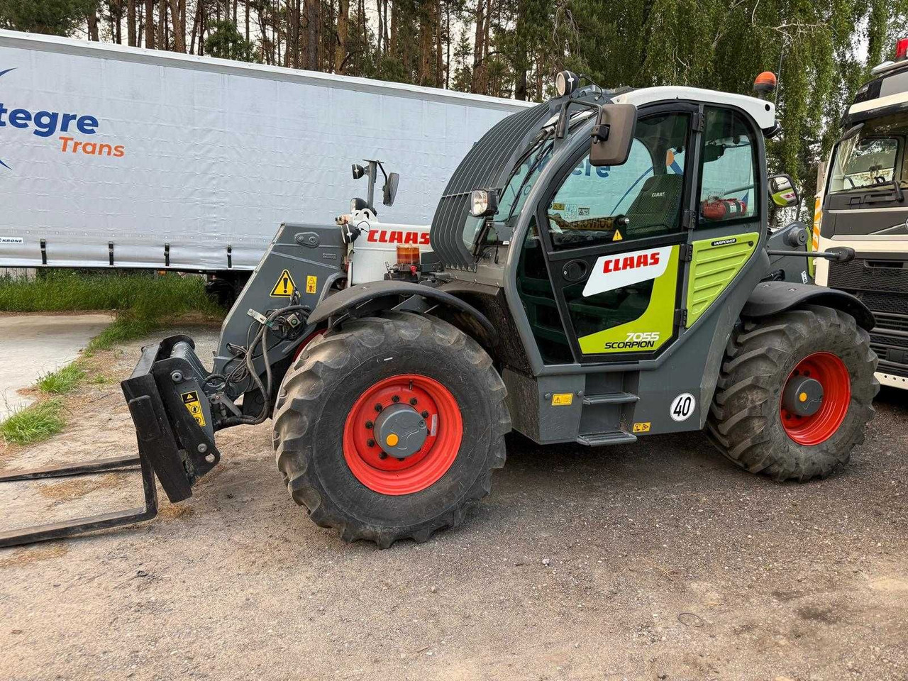 CLAAS SCORPION 7055 Varipower, Klima, Zaczep hydr,Centr smar,z Francji - Телескопический погрузчик: фото 1 CLAAS SCORPION 7055 Varipower, Klima, Zaczep hydr,Centr smar,z Francji - Телескопический погрузчик: фото 1