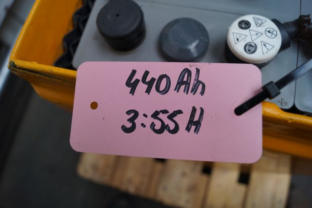 Hawker unknown | Battery 24V560Ah 4PZV560 year 2020 weight 515 kg Battery 24V560Ah 4PZV560 year 2020 weight 515 kg - Аккумулятор для Погрузочно-разгрузочной техники: фото 4 Hawker unknown | Battery 24V560Ah 4PZV560 year 2020 weight 515 kg Battery 24V560Ah 4PZV560 year 2020 weight 515 kg - Аккумулятор для Погрузочно-разгрузочной техники: фото 4