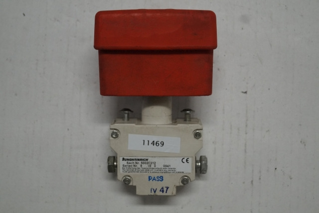 Jungheinrich 50020312 | Emergency disconnect switch EJD220 sn. 9 10 0 0041 - Электрическая система для Погрузочно-разгрузочной техники: фото 2 Jungheinrich 50020312 | Emergency disconnect switch EJD220 sn. 9 10 0 0041 - Электрическая система для Погрузочно-разгрузочной техники: фото 2