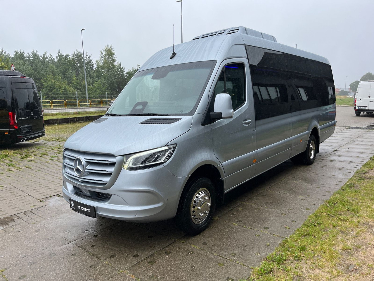 Mercedes-Benz Sprinter 519 TRANSFER XL / 22+1+1 / ON STOCK!!! Mercedes-Benz Sprinter 519 TOURIST XL/ 21-24 Seats/ IN STOCK! - Микроавтобус, Пассажирский фургон: фото 3 Mercedes-Benz Sprinter 519 TRANSFER XL / 22+1+1 / ON STOCK!!! Mercedes-Benz Sprinter 519 TOURIST XL/ 21-24 Seats/ IN STOCK! - Микроавтобус, Пассажирский фургон: фото 3