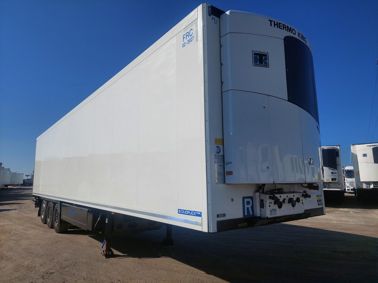 Krone SDR Double Deck Cool Liner FP45 ThermoKing SLXi 300 Lifting Axle - Полуприцеп-рефрижератор: фото 3 Krone SDR Double Deck Cool Liner FP45 ThermoKing SLXi 300 Lifting Axle - Полуприцеп-рефрижератор: фото 3