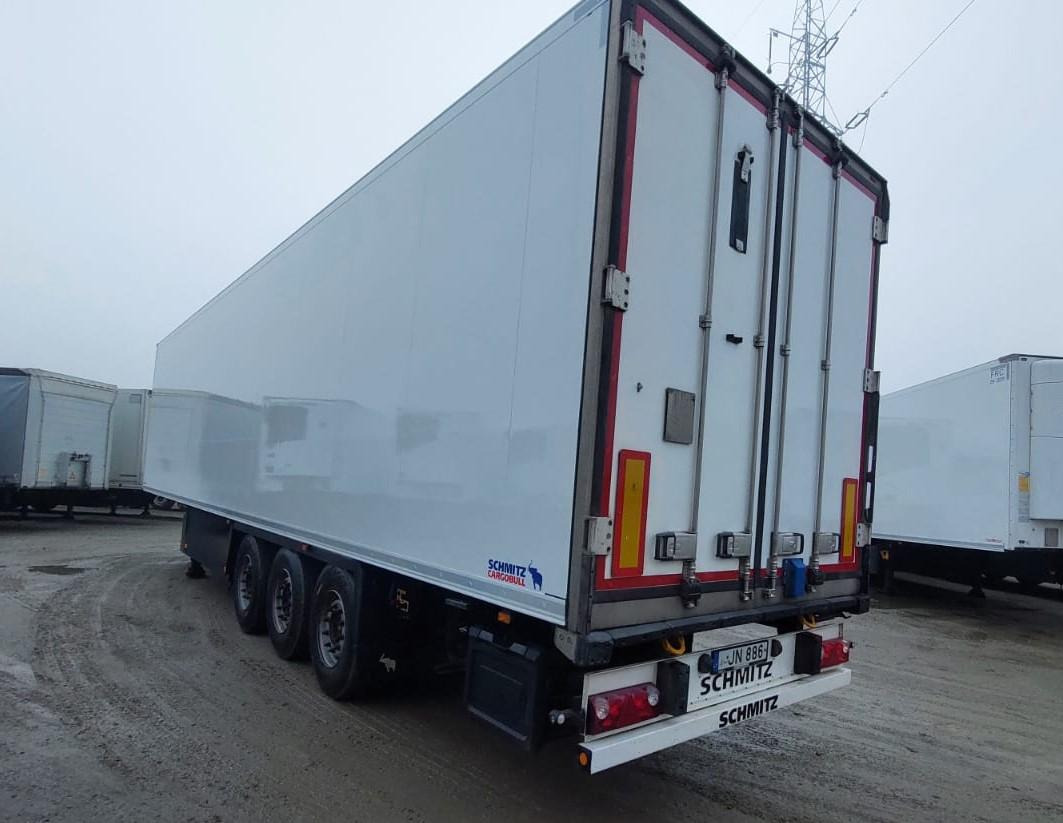 Schmitz Cargobull SKO FP 45 ThermoKing SLXi 300 - Полуприцеп-рефрижератор: фото 4 Schmitz Cargobull SKO FP 45 ThermoKing SLXi 300 - Полуприцеп-рефрижератор: фото 4