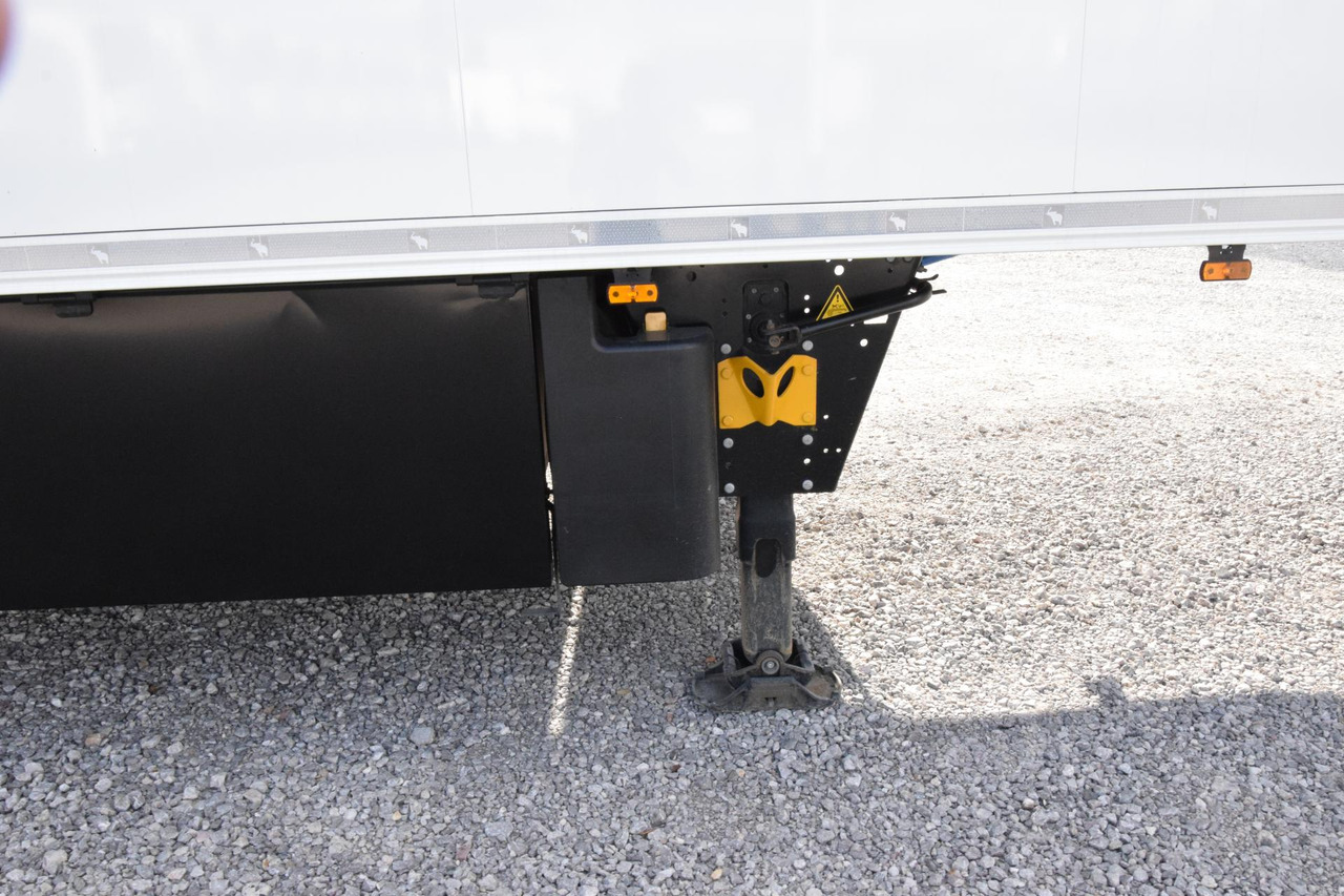 Полуприцеп-рефрижератор Schmitz Cargobull SKO FP 60 ThermoKing SLXi 300: фото 13 Полуприцеп-рефрижератор Schmitz Cargobull SKO FP 60 ThermoKing SLXi 300: фото 13