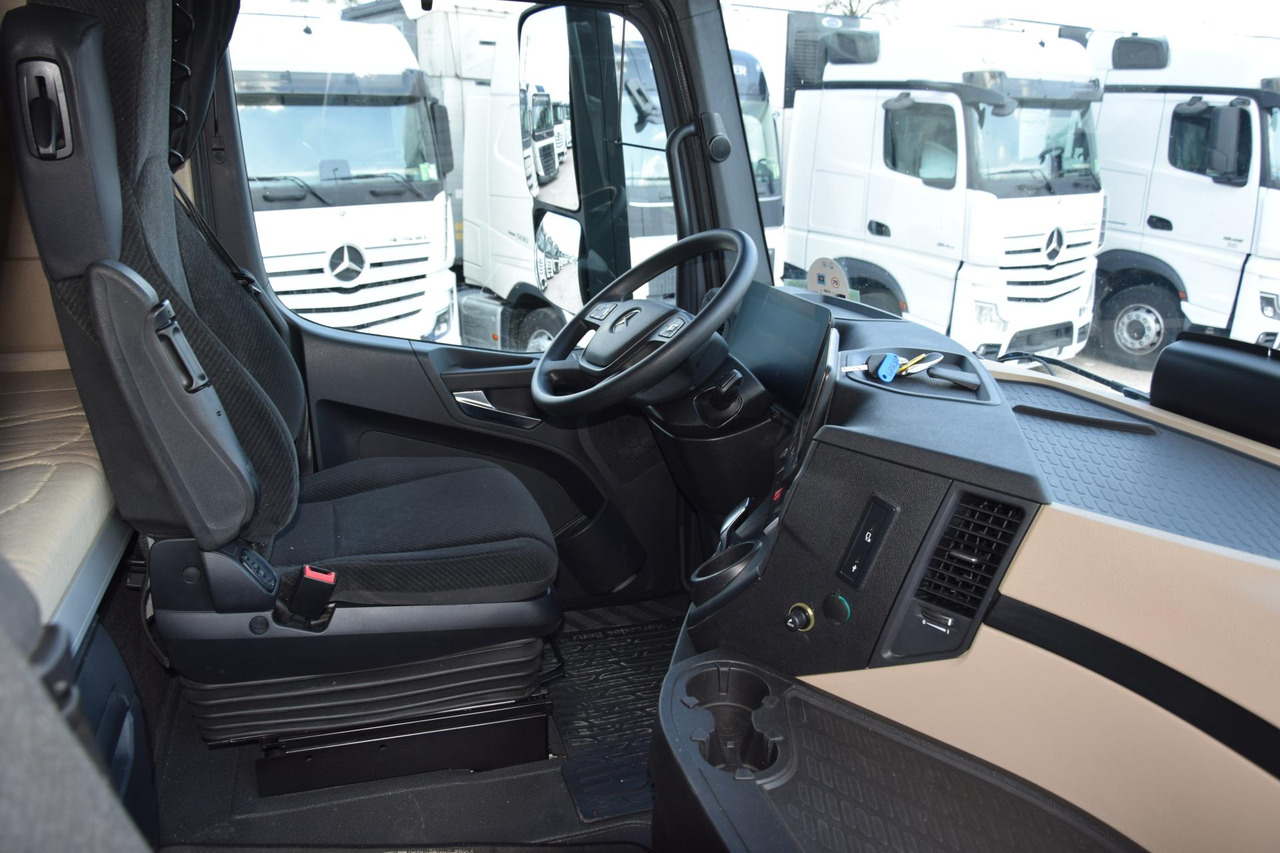 Тягач Mercedes-Benz Actros 5 1845 BigSpace: фото 15