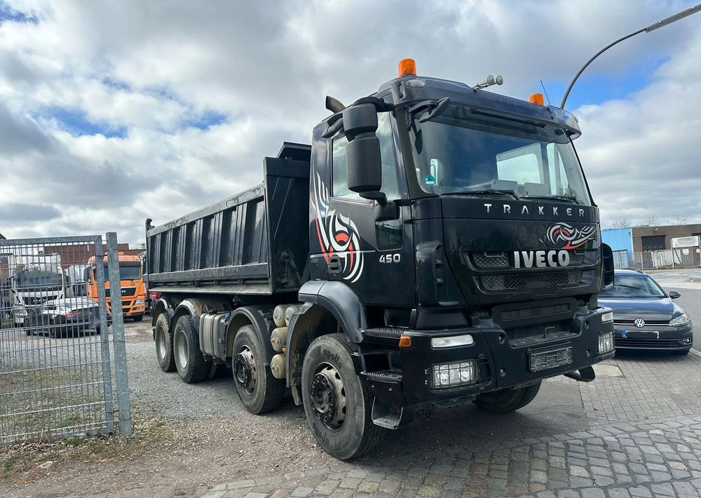 Iveco Trakker 450 | Trójstronna wywrotka | 2008 | 8x4 | Retarder | Bordmatik | Manual | - Самосвал: фото 3 Iveco Trakker 450 | Trójstronna wywrotka | 2008 | 8x4 | Retarder | Bordmatik | Manual | - Самосвал: фото 3