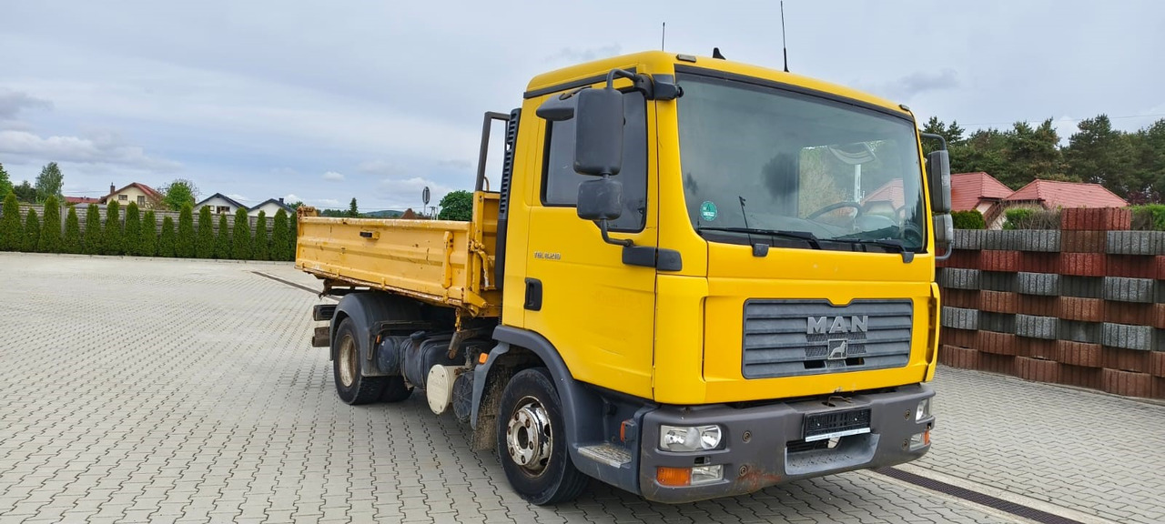 MAN TGL 8.210 * 2007 * 3-stronny KIPER * NOWE OPONY * MANUAL * RESOR * 3 MIEJSCA - Самосвал: фото 5 MAN TGL 8.210 * 2007 * 3-stronny KIPER * NOWE OPONY * MANUAL * RESOR * 3 MIEJSCA - Самосвал: фото 5