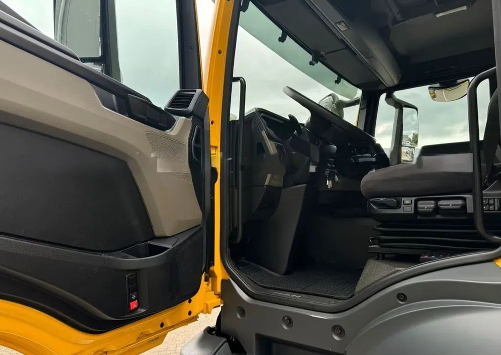 MAN TGS 26.430 6x2-4 – platforma z żurawiem FASSI F235- Euro 6 - Автоманипулятор, Грузовик бортовой/ Платформа: фото 5 MAN TGS 26.430 6x2-4 – platforma z żurawiem FASSI F235- Euro 6 - Автоманипулятор, Грузовик бортовой/ Платформа: фото 5