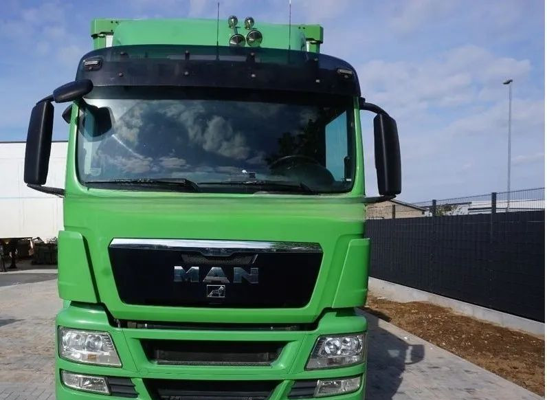 MAN TGS 26.440 ZABUDOWA KABA CAŁA ALUMINIOWA– samochód do transportu zwierząt/koni – 3 pokłady / EURO 5/6X2/PODNOSZONY DACH - Грузовик для перевозки животных: фото 3 MAN TGS 26.440 ZABUDOWA KABA CAŁA ALUMINIOWA– samochód do transportu zwierząt/koni – 3 pokłady / EURO 5/6X2/PODNOSZONY DACH - Грузовик для перевозки животных: фото 3