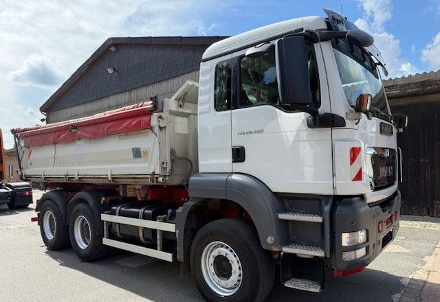 MAN TGS 26.480 6x4 BB | Wywrotka MEILLER | 480 KM | Manual | Hydraulika | Euro5 - Самосвал: фото 1 MAN TGS 26.480 6x4 BB | Wywrotka MEILLER | 480 KM | Manual | Hydraulika | Euro5 - Самосвал: фото 1