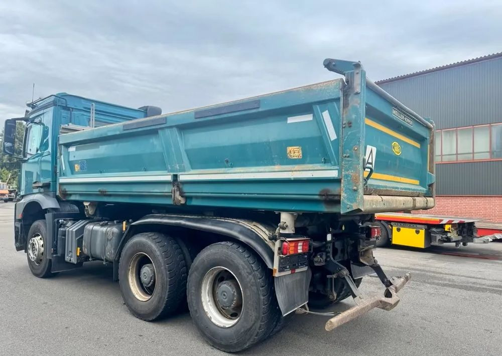 Mercedes-Benz Arocs 2646 6x4 – Wywrotka trójstronna Meiller / Bordmatik / Euro6 - Самосвал: фото 5 Mercedes-Benz Arocs 2646 6x4 – Wywrotka trójstronna Meiller / Bordmatik / Euro6 - Самосвал: фото 5