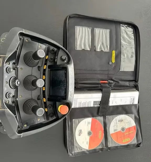 Самосвал Mercedes-Benz Arocs 2648/3 – 3-stronny wywrotka Meiller / Żuraw Palfinger PK23002 / 2x BORDMATIK / Automatyczna: фото 18