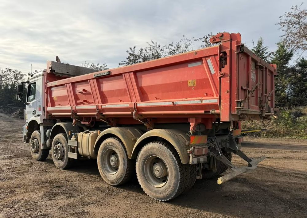 Mercedes-Benz Arocs 3246 / 8x4 / 2-stronny Meiller / Automatik / - Самосвал: фото 5 Mercedes-Benz Arocs 3246 / 8x4 / 2-stronny Meiller / Automatik / - Самосвал: фото 5