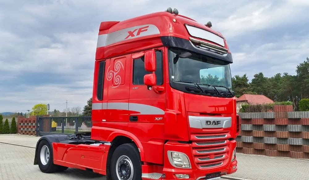 DAF XF 530 Super Space Cab | RETARDER | KLIMATYZACJA | EURO 6 | 2018 | 530 000 km - Тягач: фото 5 DAF XF 530 Super Space Cab | RETARDER | KLIMATYZACJA | EURO 6 | 2018 | 530 000 km - Тягач: фото 5