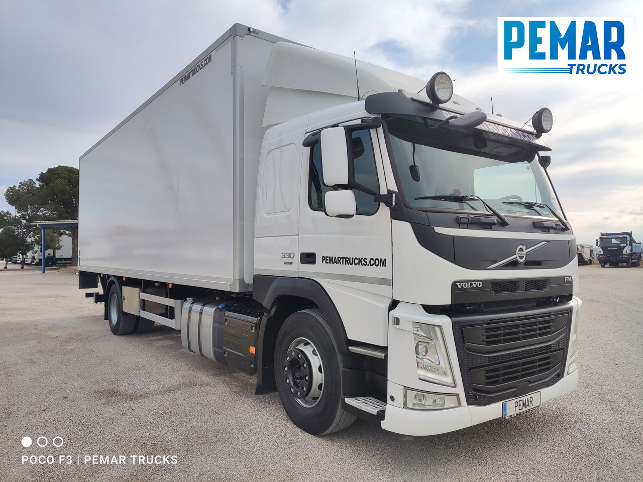 VOLVO FM 330 4X2 FRIGORIFICO 18T EURO 6 - Рефрижератор: фото 3 VOLVO FM 330 4X2 FRIGORIFICO 18T EURO 6 - Рефрижератор: фото 3