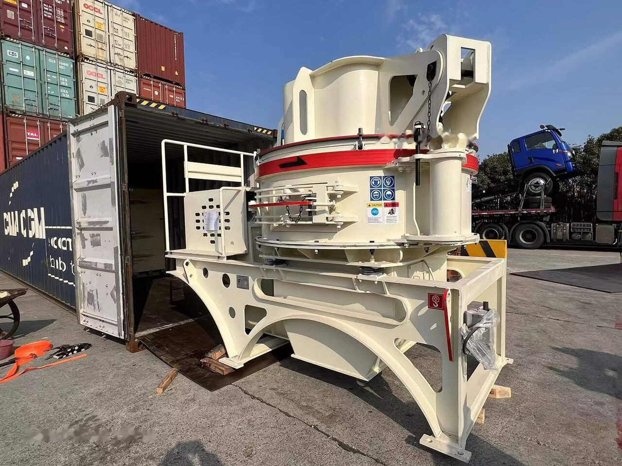Kinglink KL-7 Vertical Shaft Impactor (VSI) for 5mm Sand Making | 30tph - Дробилка: фото 2 Kinglink KL-7 Vertical Shaft Impactor (VSI) for 5mm Sand Making | 30tph - Дробилка: фото 2